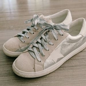 Vici Rockstar Metallic Shoes